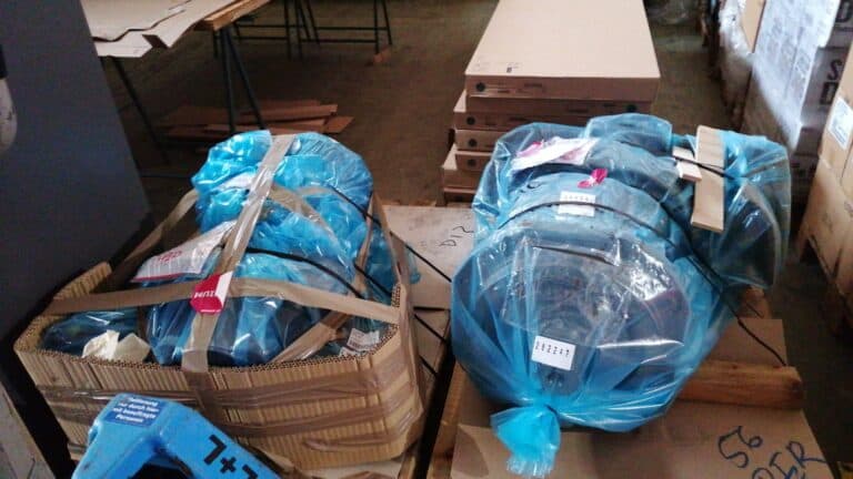 Bosch Rexroth hydraulic pump in packaging for OEM use.